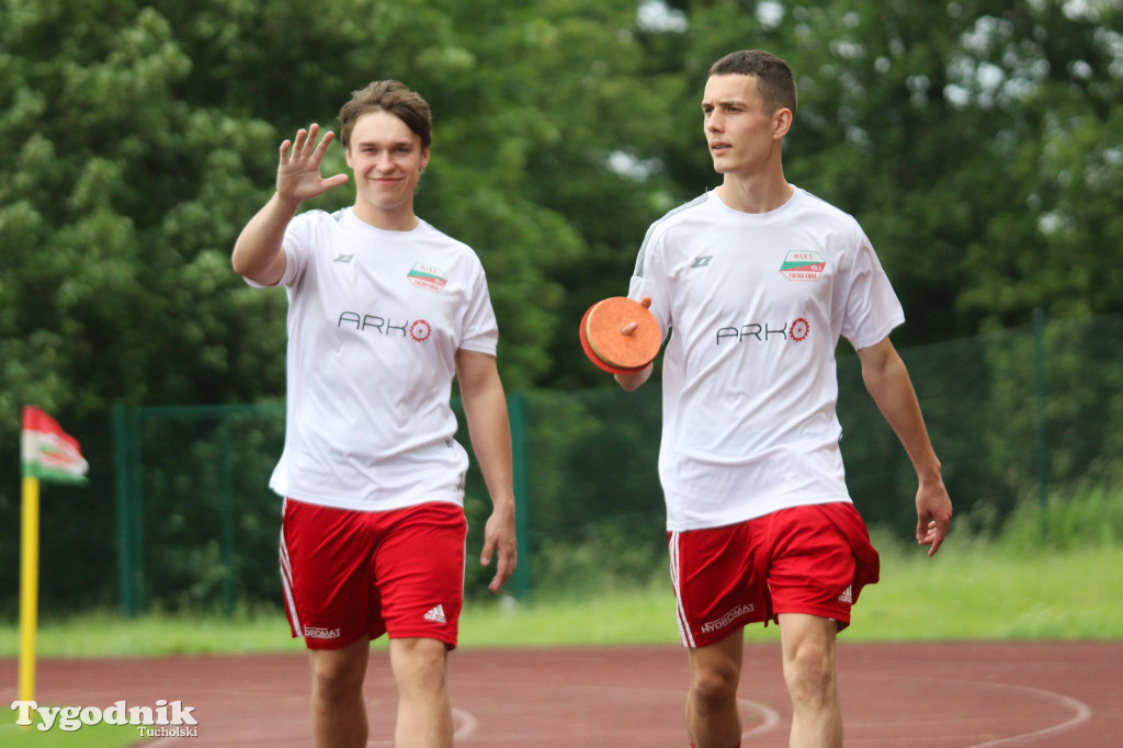 Klasa A: tucholanka Kaemde Tuchola - Wda II Świecie 5:0 (1:0)