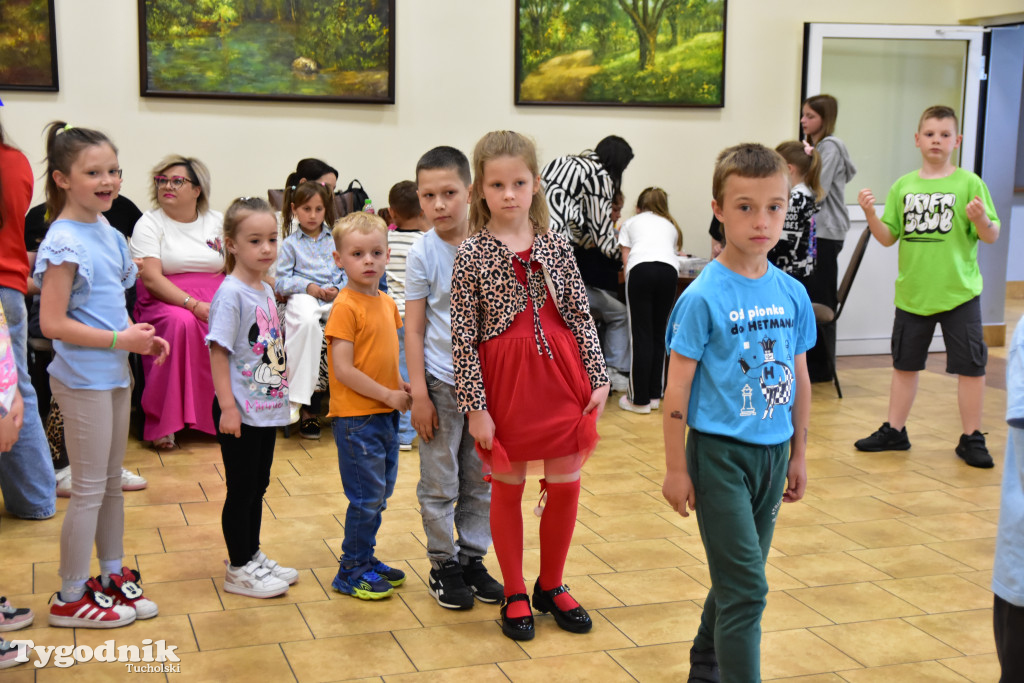 Dzień Dziecka w Raciążu: animacje, występy i maskotka Stitch\'a / ZDJĘCIA