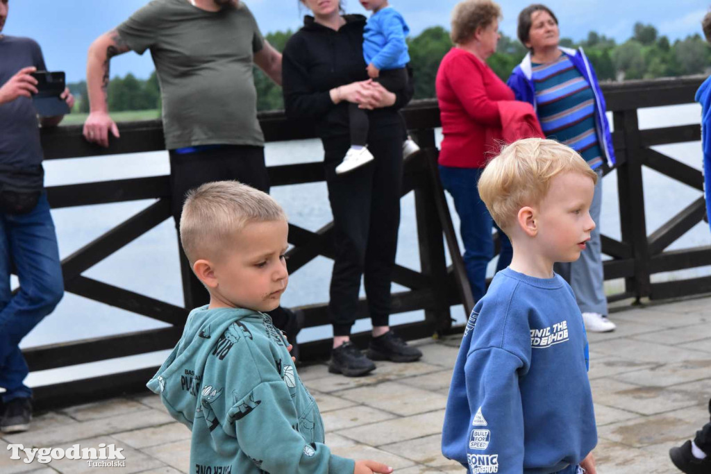 Dzień Dziecka w Stobnie to bezgraniczna radość kilkudziesięciu uśmiechniętych dzieci