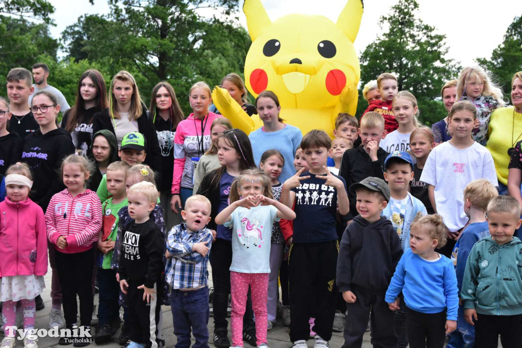 Dzień Dziecka w Stobnie to bezgraniczna radość kilkudziesięciu uśmiechniętych dzieci