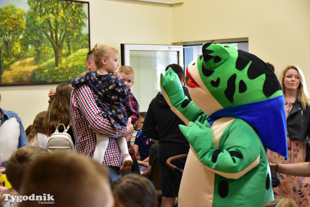 Dzień Dziecka w Raciążu: animacje, występy i maskotka Stitch\'a / ZDJĘCIA