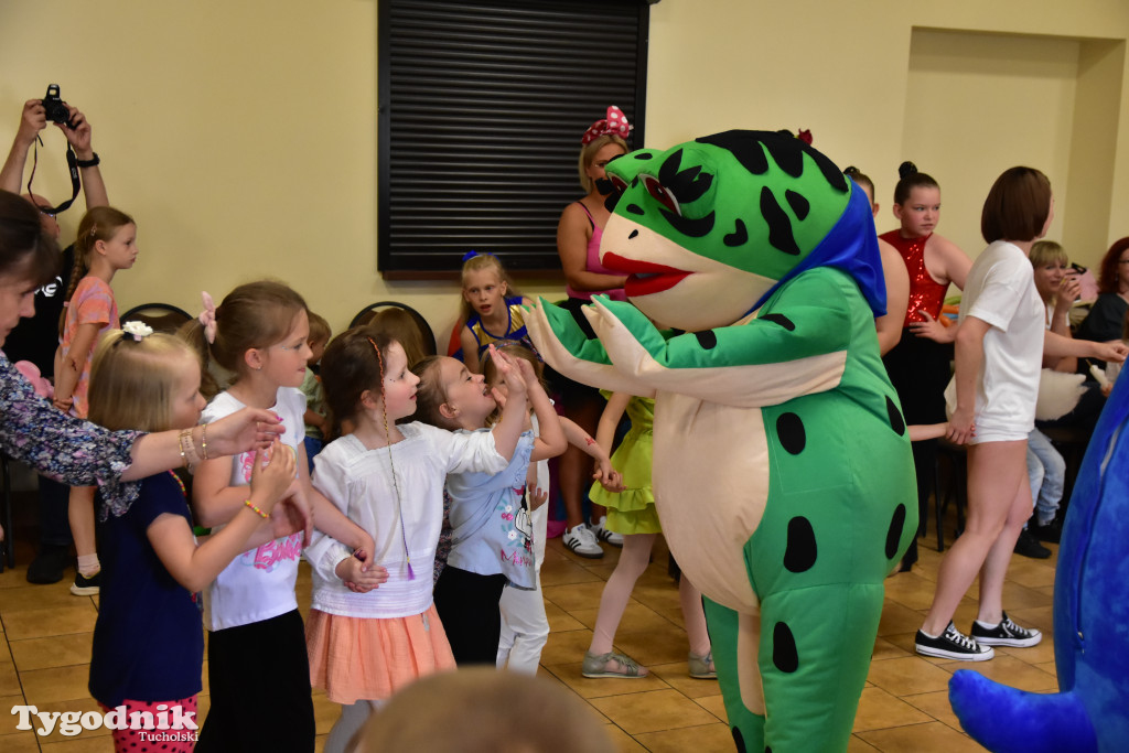 Dzień Dziecka w Raciążu: animacje, występy i maskotka Stitch\'a / ZDJĘCIA