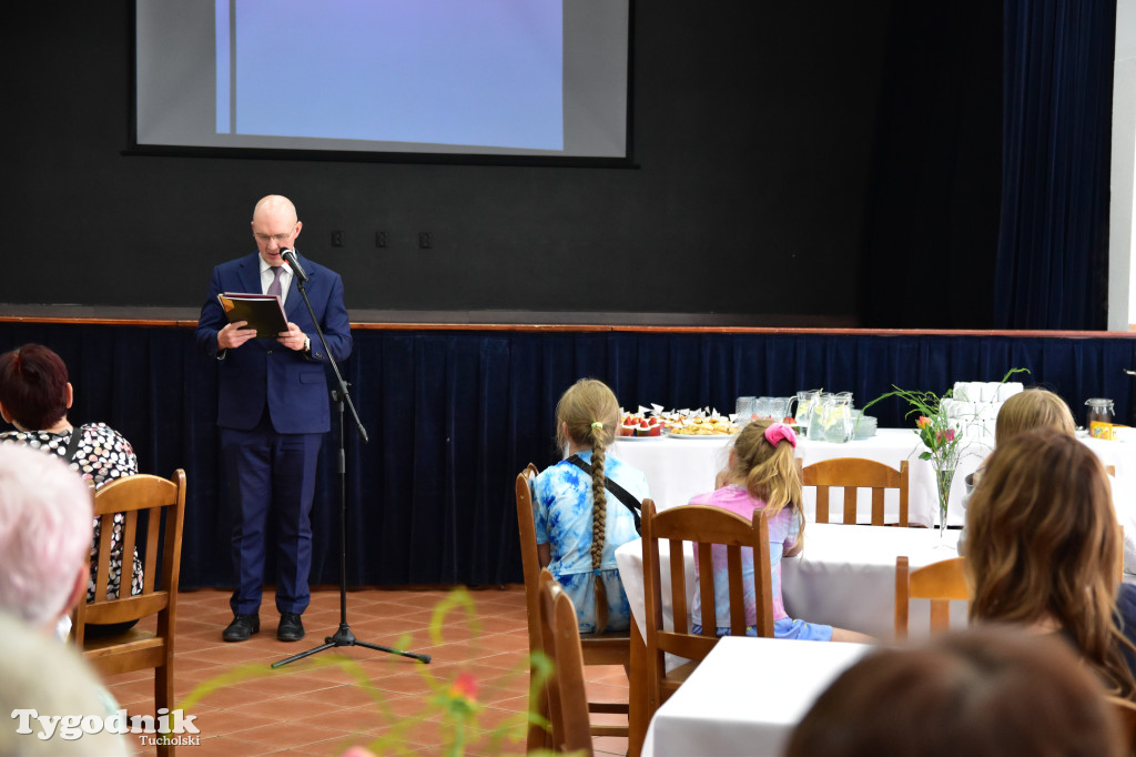 Zakopanie kapsuły czasu w Kęsowie