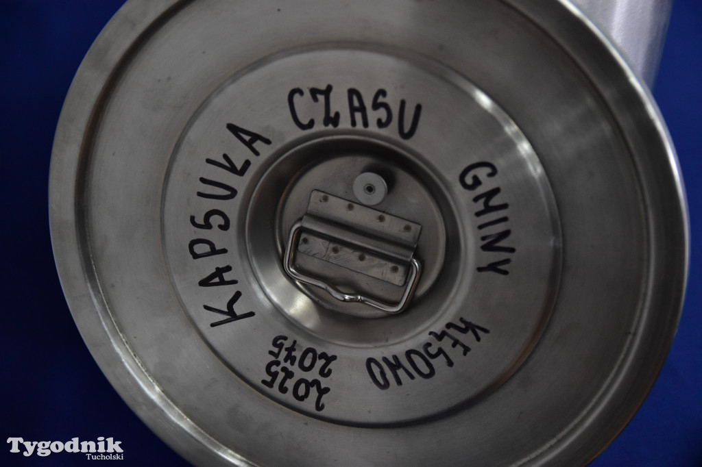 Zakopanie kapsuły czasu w Kęsowie