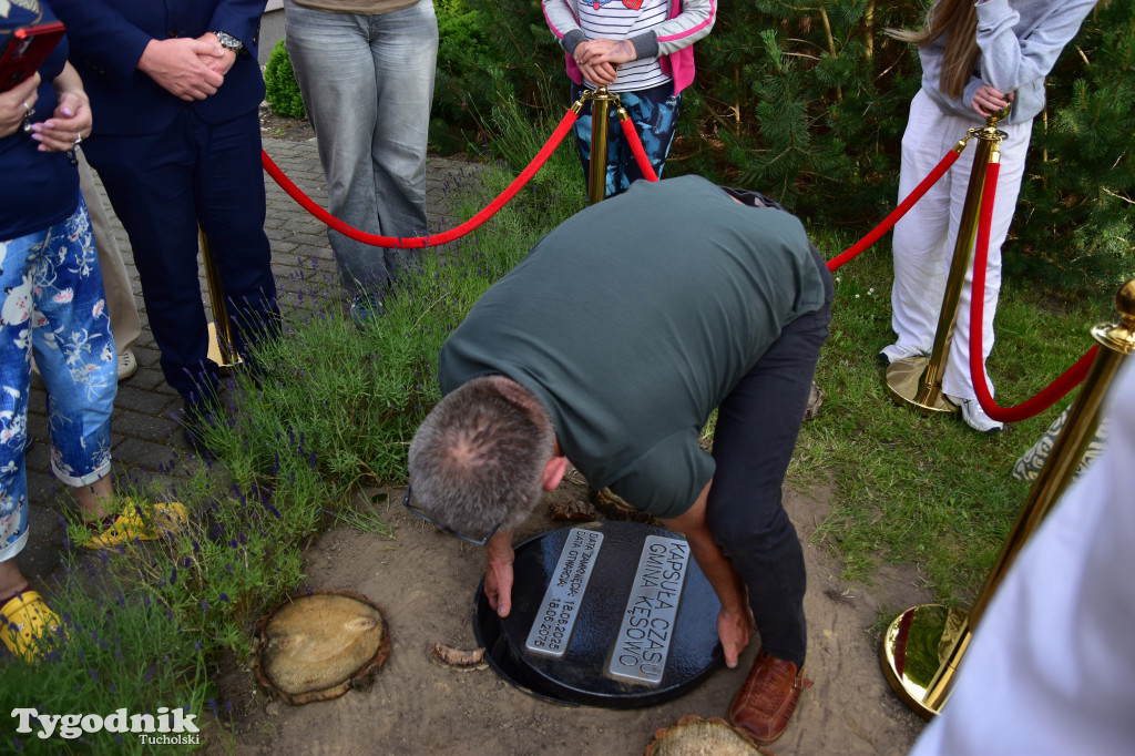 Zakopanie kapsuły czasu w Kęsowie