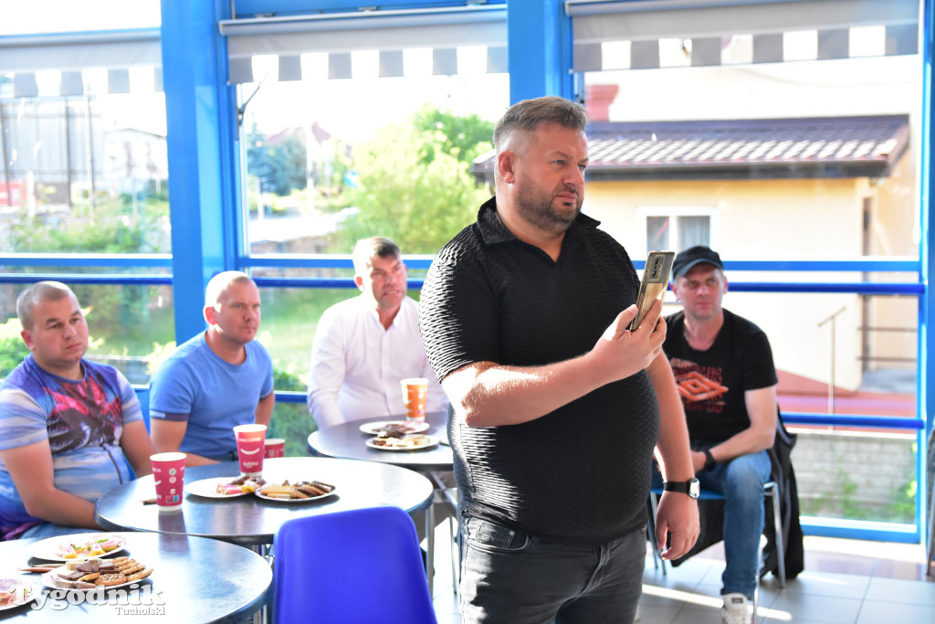 Poszkodowani rolnicy przez firmę skupującą bydło spotkali się z posłem