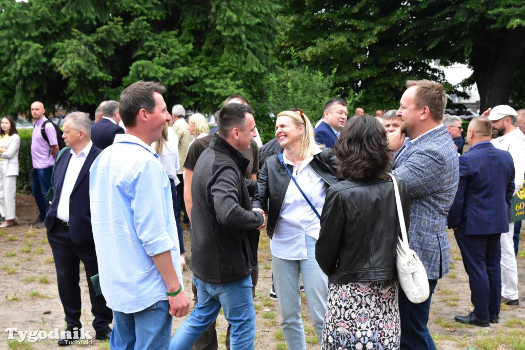 Tuchola: Obchody 60-lecia istnienia Technikum Leśnego im. Adama Loreta