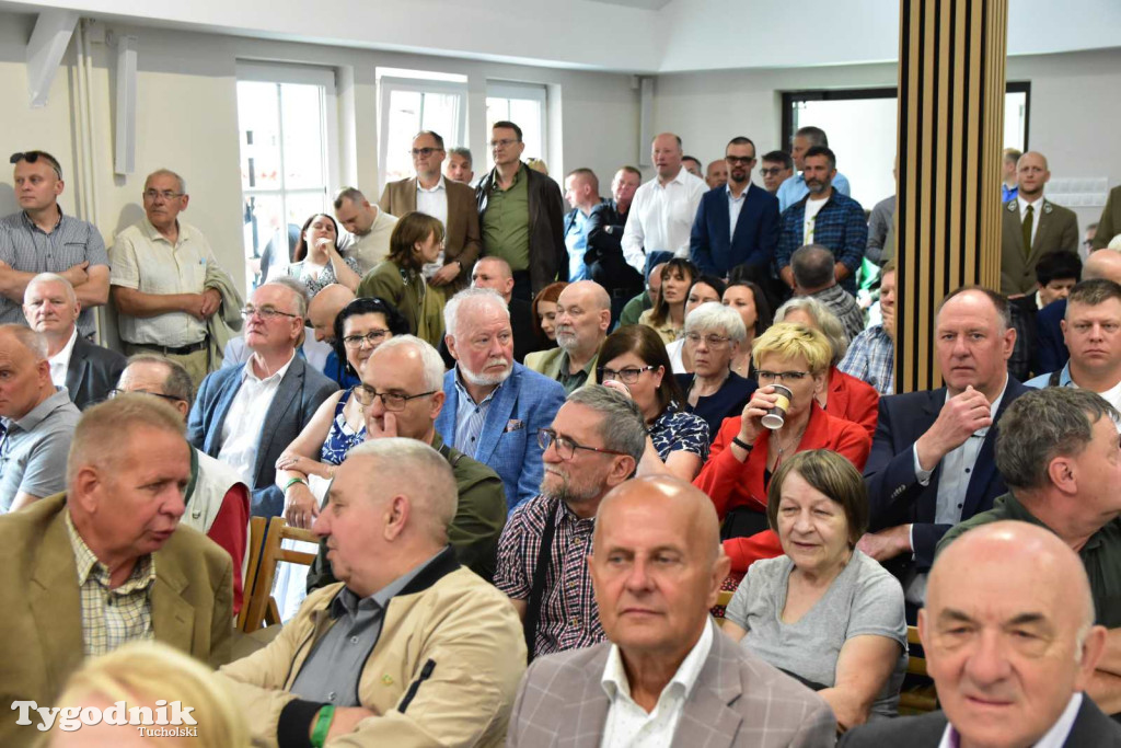 Tuchola: Obchody 60-lecia istnienia Technikum Leśnego im. Adama Loreta