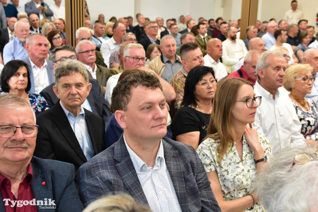Tuchola: Obchody 60-lecia istnienia Technikum Leśnego im. Adama Loreta