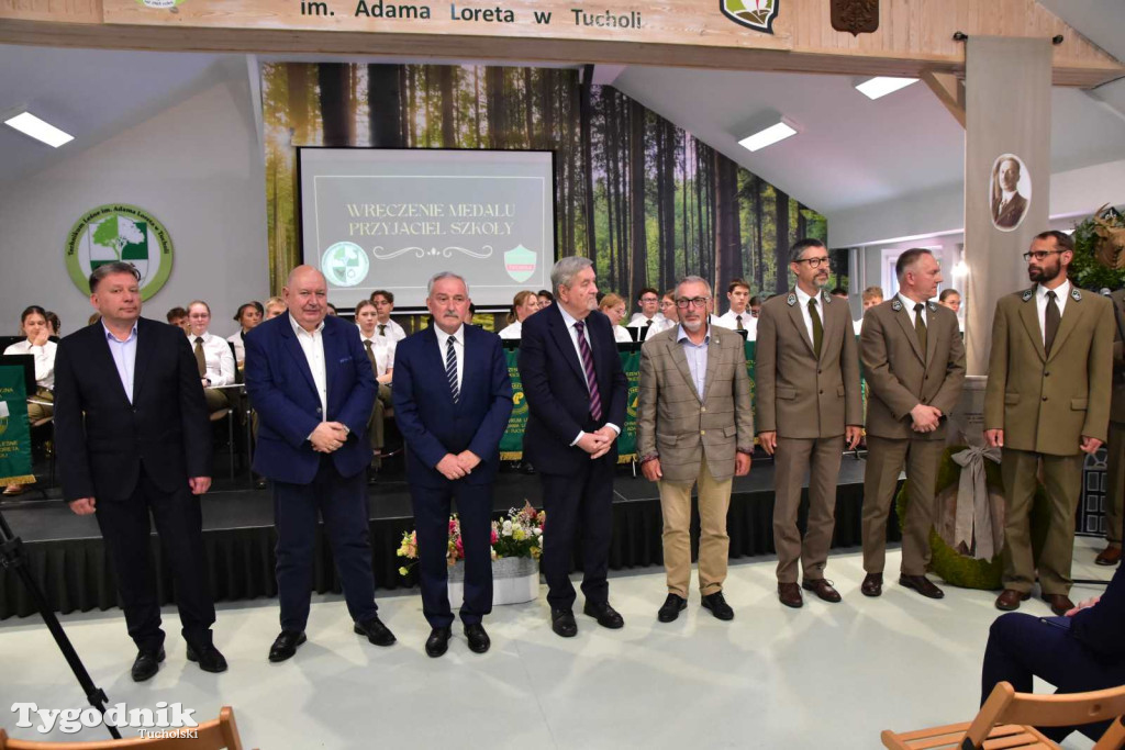 Tuchola: Obchody 60-lecia istnienia Technikum Leśnego im. Adama Loreta