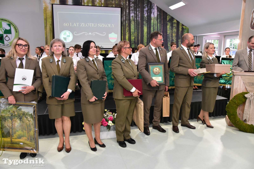 Tuchola: Obchody 60-lecia istnienia Technikum Leśnego im. Adama Loreta