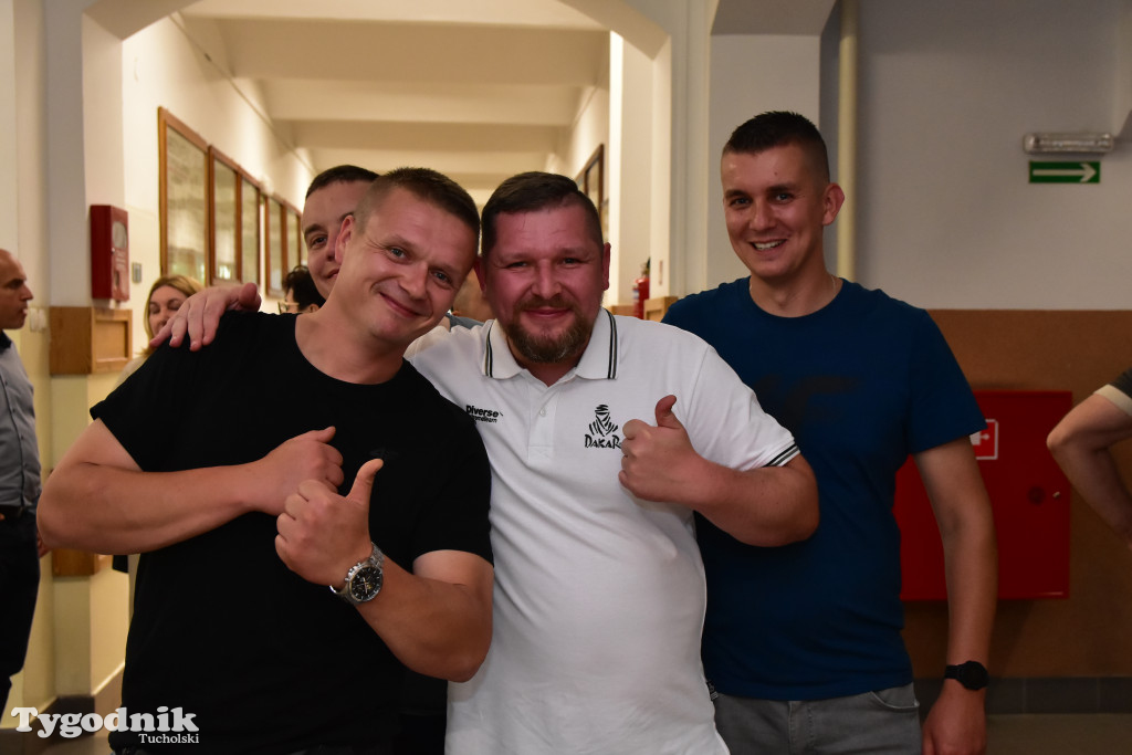 Tuchola: 60-lecie Technikum Leśnego w Tucholi - spotkania z dawnymi wychowawcami i zwiedzanie klas