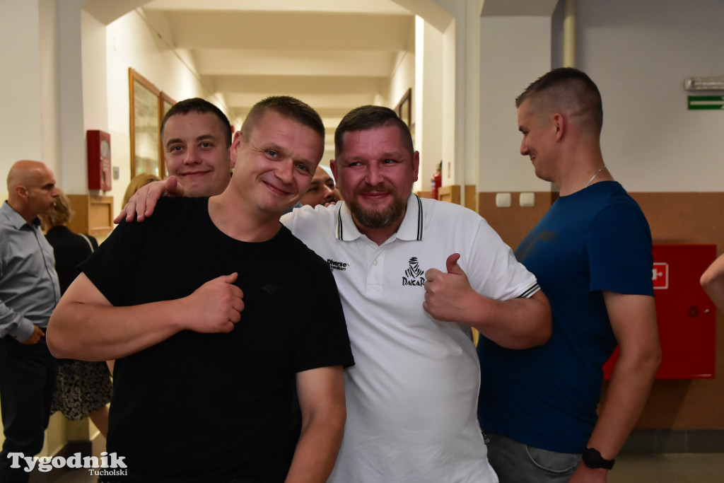Tuchola: 60-lecie Technikum Leśnego w Tucholi - spotkania z dawnymi wychowawcami i zwiedzanie klas