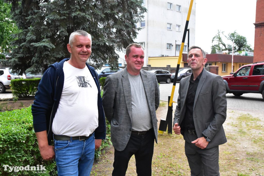 Tuchola: 60-lecie Technikum Leśnego w Tucholi - spotkania z dawnymi wychowawcami i zwiedzanie klas
