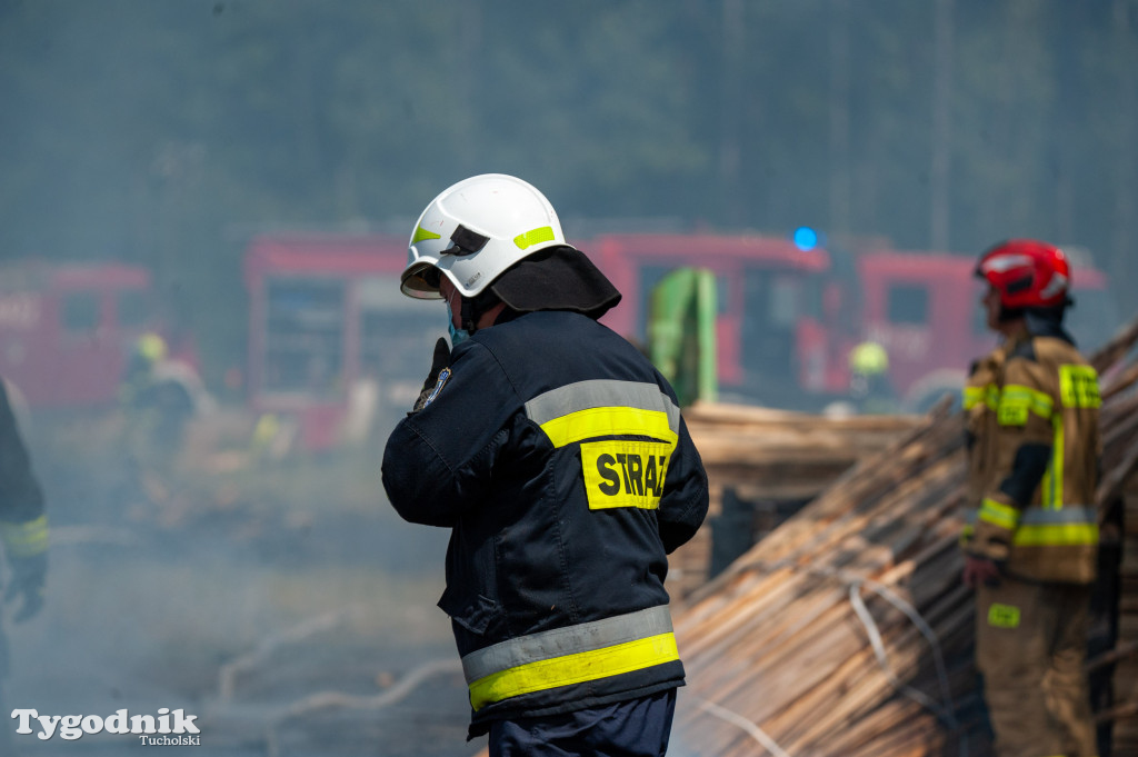 Pożar na terenie tartaku w Błądzimiu