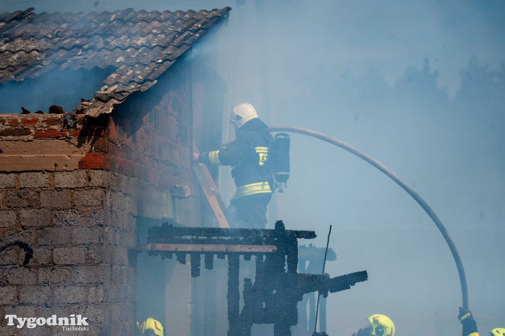 Pożar na terenie tartaku w Błądzimiu