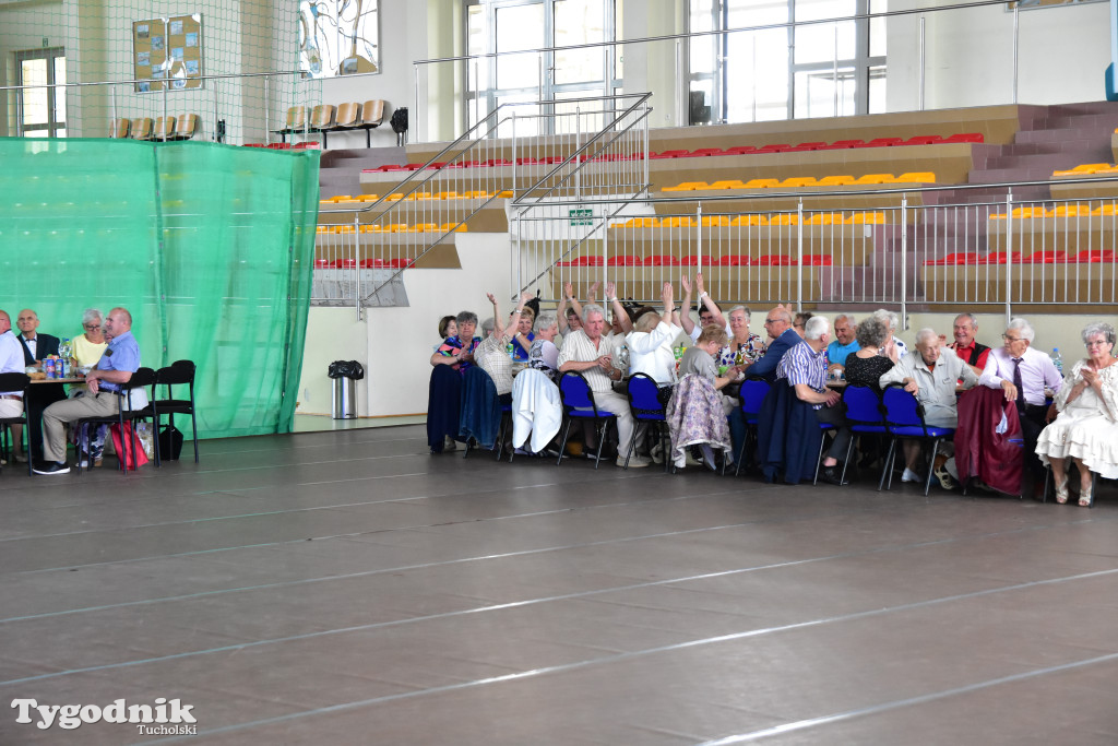 Cekcyn: Taneczna Biesiada seniorów - pakiet dosłownie płonął. Co tam się działo!