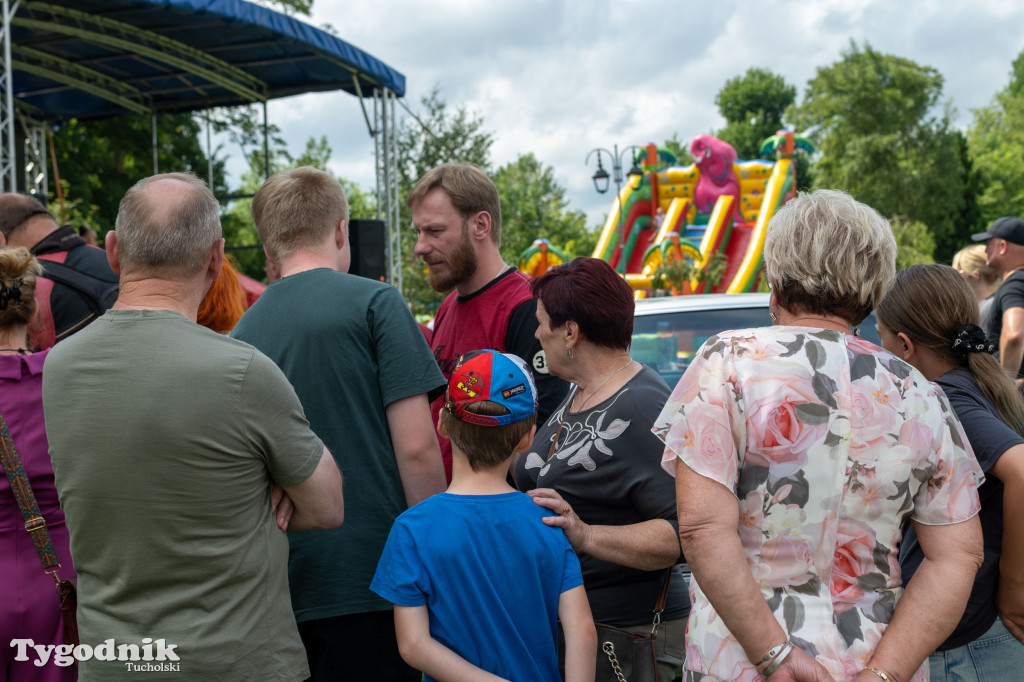 TUCHOLA: Wystawa Pojazdów Zabytkowych 2025 / PONAD 200 POJAZDÓW
