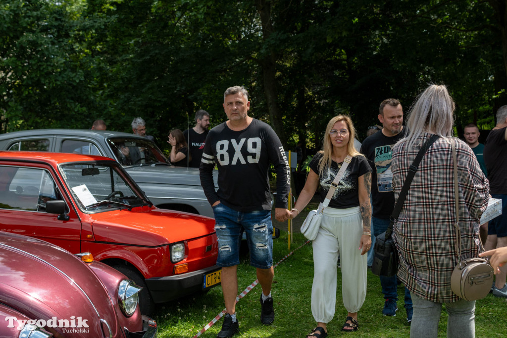 TUCHOLA: Wystawa Pojazdów Zabytkowych 2025 / PONAD 200 POJAZDÓW