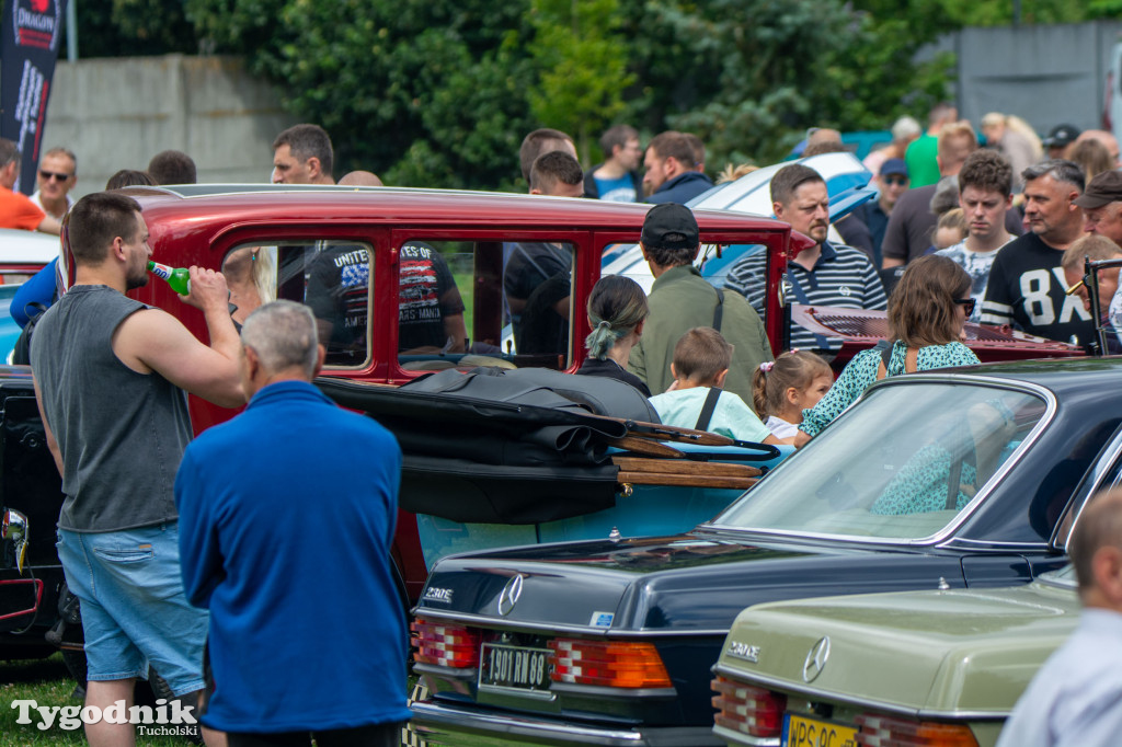 TUCHOLA: Wystawa Pojazdów Zabytkowych 2025 / PONAD 200 POJAZDÓW
