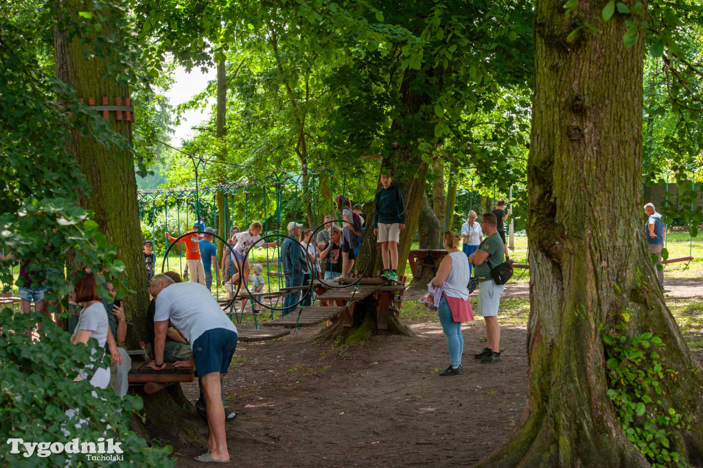 TUCHOLA: Wystawa Pojazdów Zabytkowych 2025 / PONAD 200 POJAZDÓW