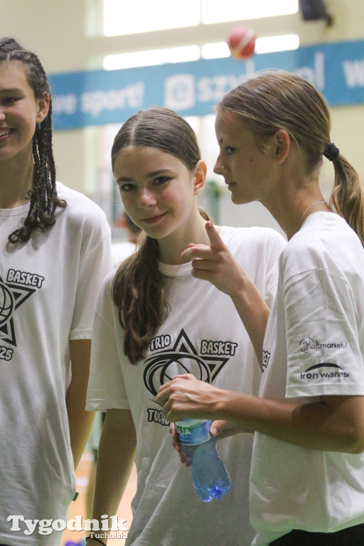 Trio Basket w Tucholi - kilka godzin w hali sportowej rządziła koszykówka.