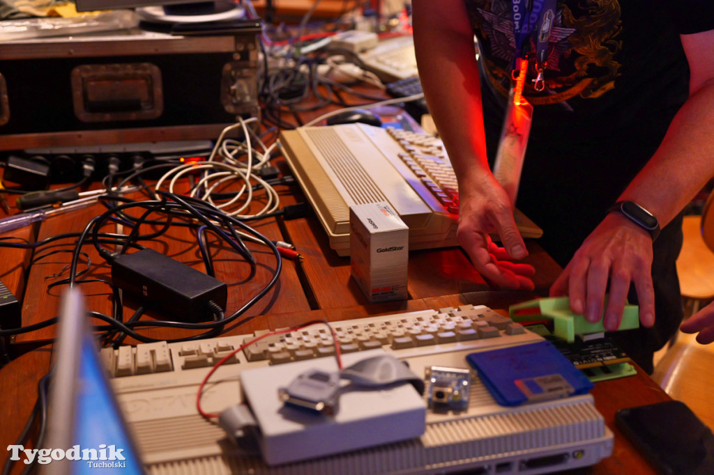 Tuchola. Amiga i Commodore 64 znów rządzą!