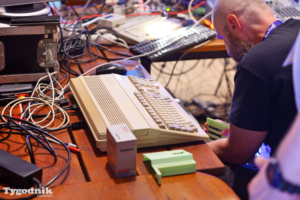 Tuchola. Amiga i Commodore 64 znów rządzą!