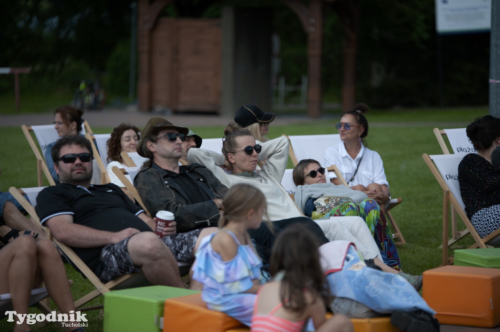 Teatr na plaży w Bysławiu (10 sierpnia)