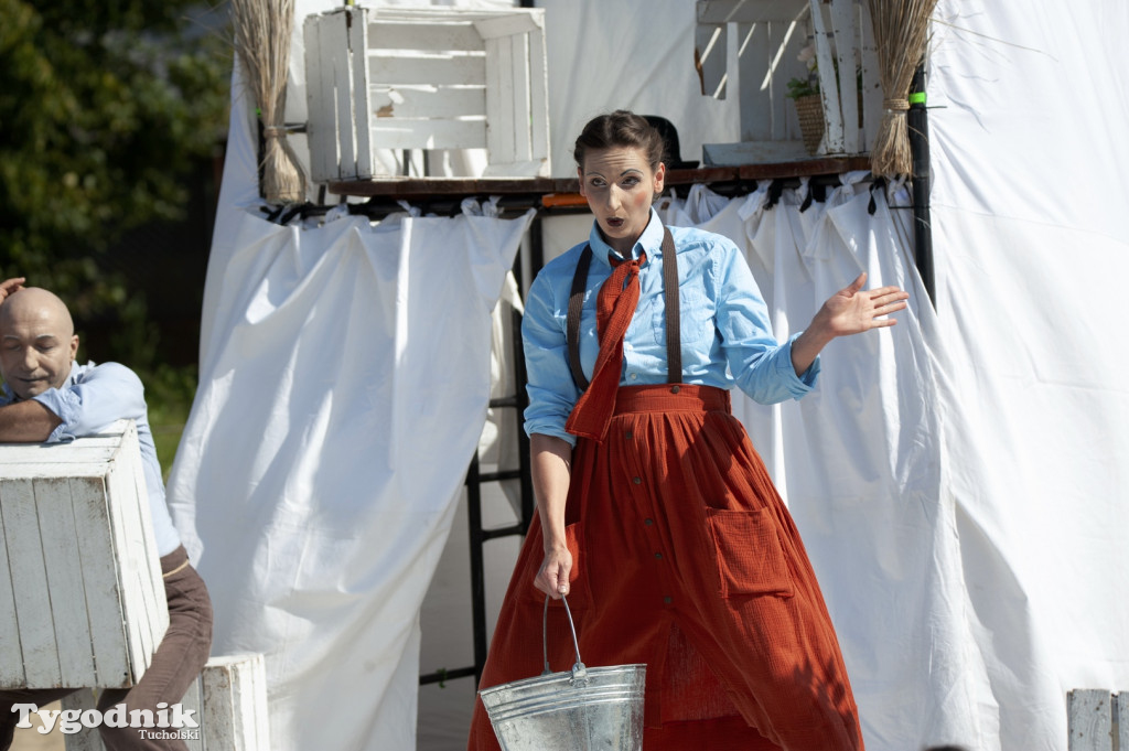Teatr na plaży w Bysławiu (10 sierpnia)
