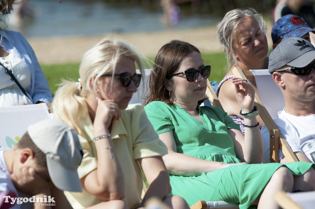 Teatr na plaży w Bysławiu (10 sierpnia)