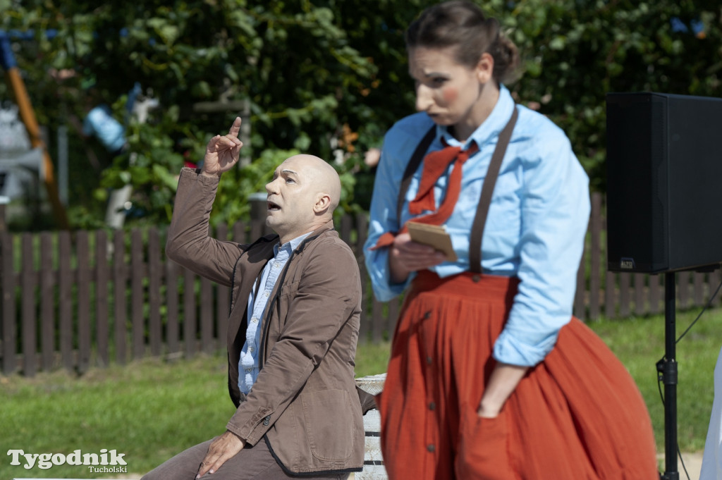 Teatr na plaży w Bysławiu (10 sierpnia)