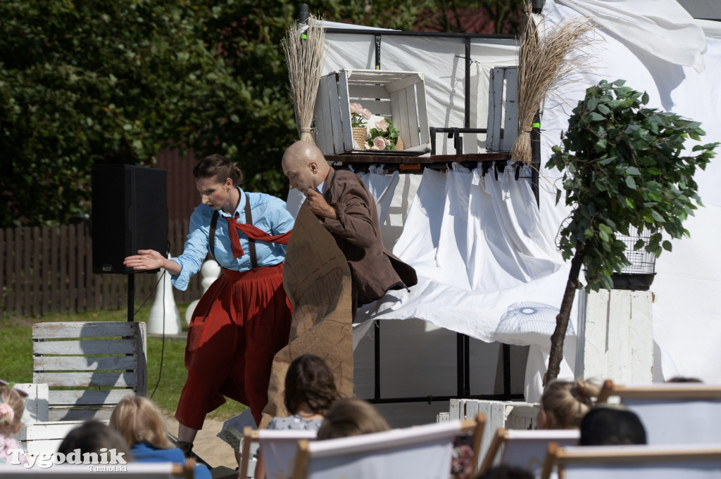 Teatr na plaży w Bysławiu (10 sierpnia)