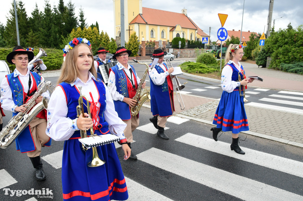 Dożynki gminy Gostycyn 2025 w Kamienicy przed pałacem