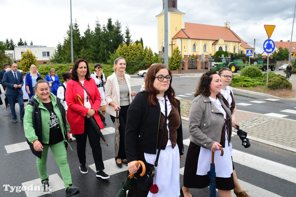 Dożynki gminy Gostycyn 2025 w Kamienicy przed pałacem
