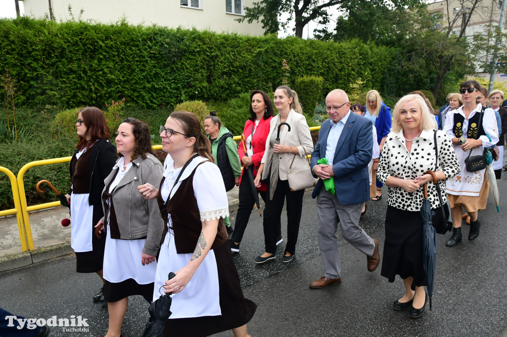 Dożynki gminy Gostycyn 2025 w Kamienicy przed pałacem
