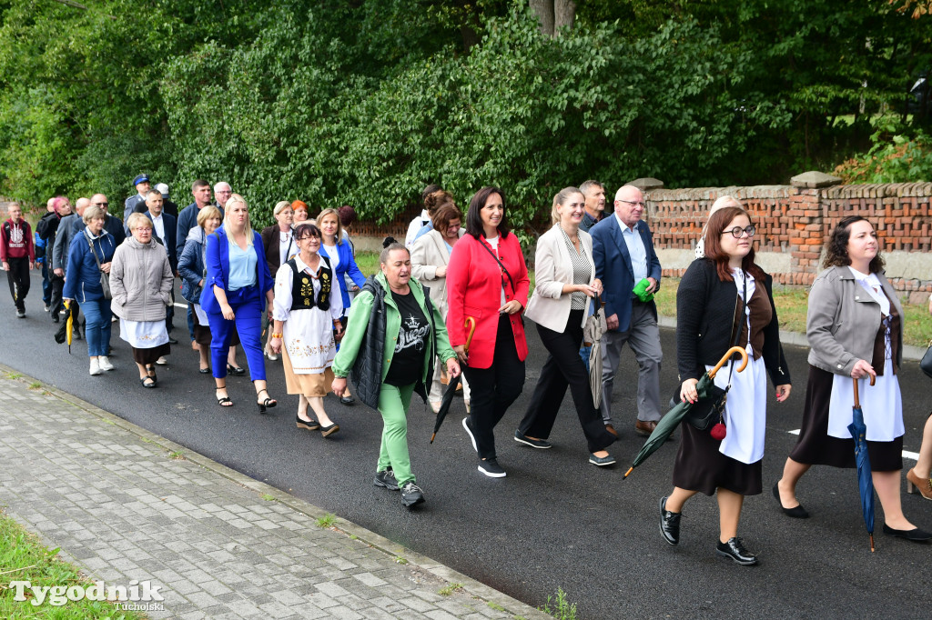 Dożynki gminy Gostycyn 2025 w Kamienicy przed pałacem