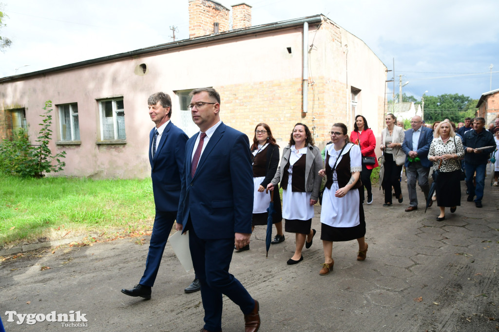 Dożynki gminy Gostycyn 2025 w Kamienicy przed pałacem