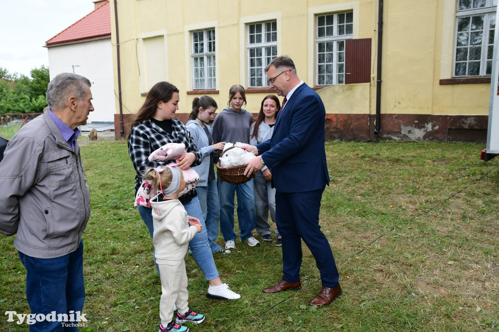 Dożynki gminy Gostycyn 2025 w Kamienicy przed pałacem