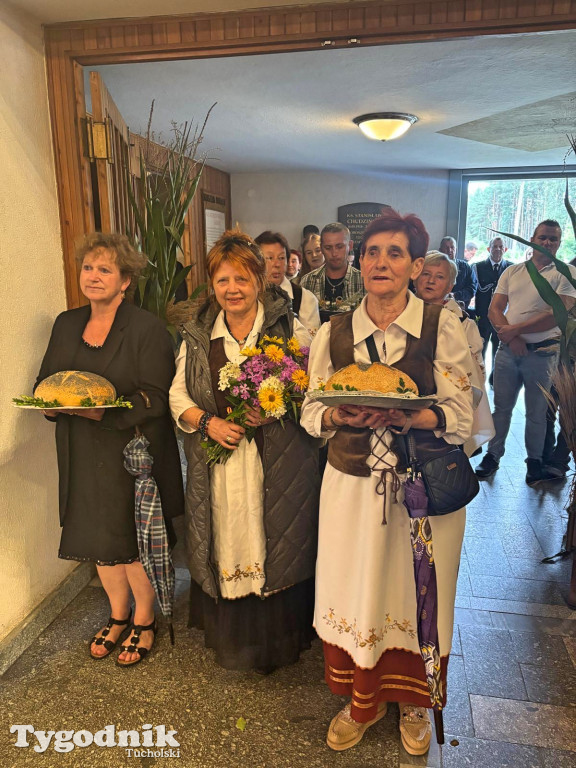 Legbąd. Dożynki sołeckie przepędziły chmury