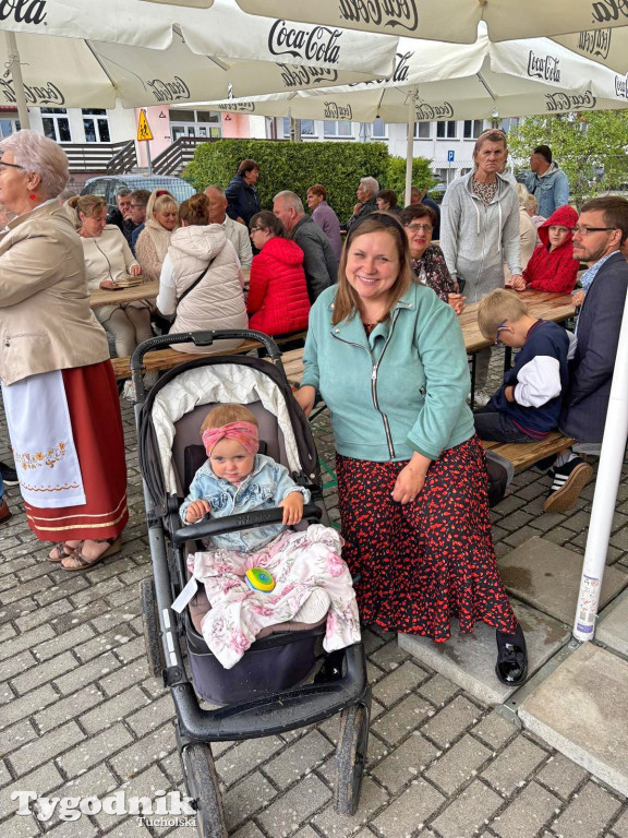 Legbąd. Dożynki sołeckie przepędziły chmury