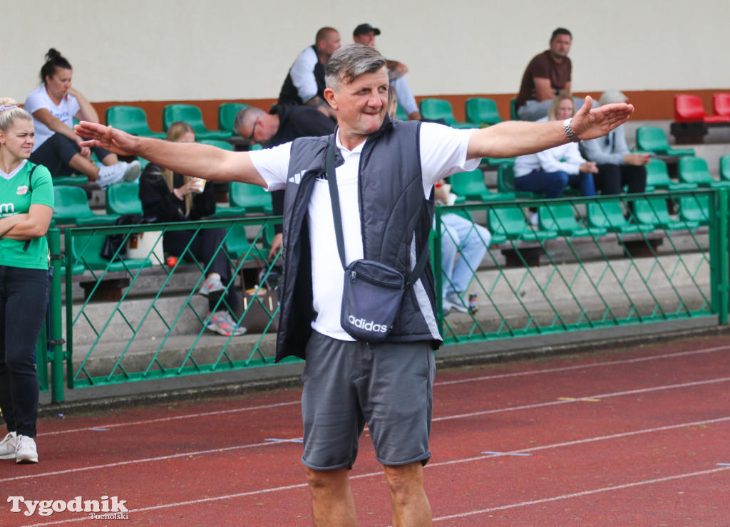 Klasa okręgowa: Tucholanka Tuchola - Olimpia II Grudziądz 4:0 (3:0)