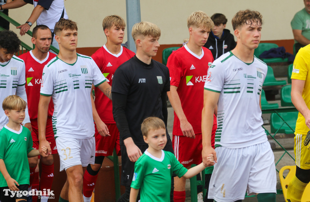 Klasa okręgowa: Tucholanka Tuchola - Olimpia II Grudziądz 4:0 (3:0)
