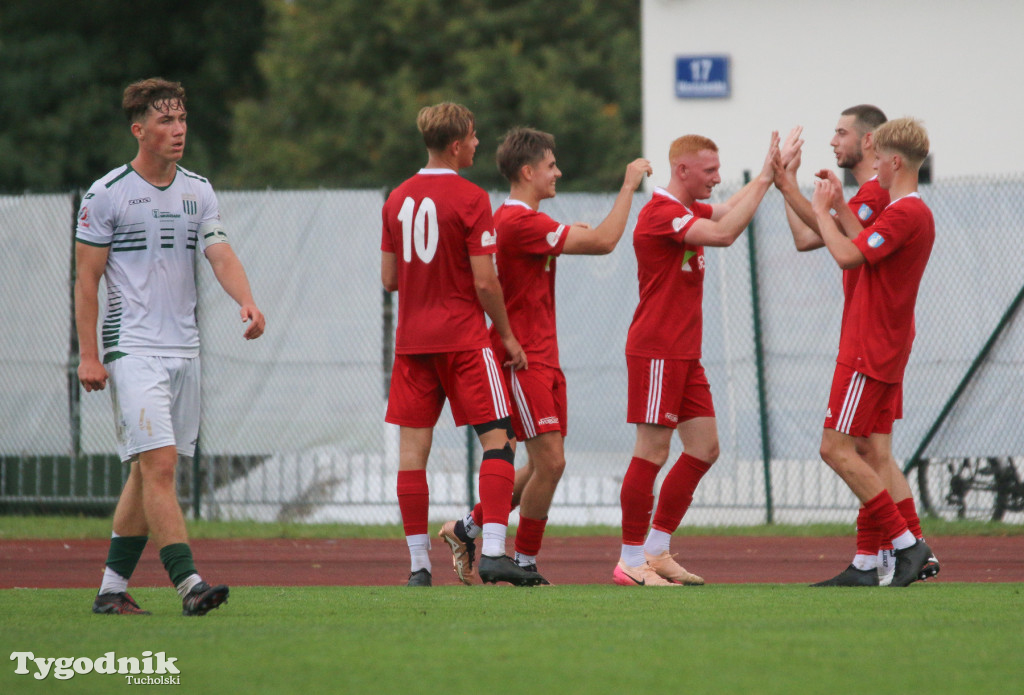 Klasa okręgowa: Tucholanka Tuchola - Olimpia II Grudziądz 4:0 (3:0)