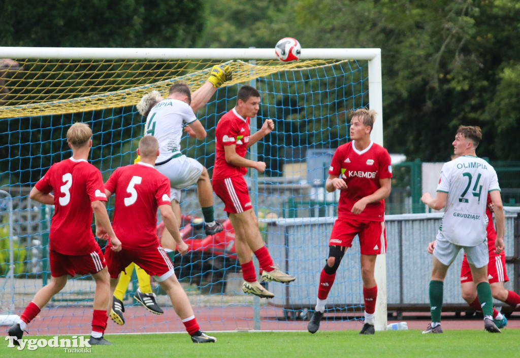 Klasa okręgowa: Tucholanka Tuchola - Olimpia II Grudziądz 4:0 (3:0)