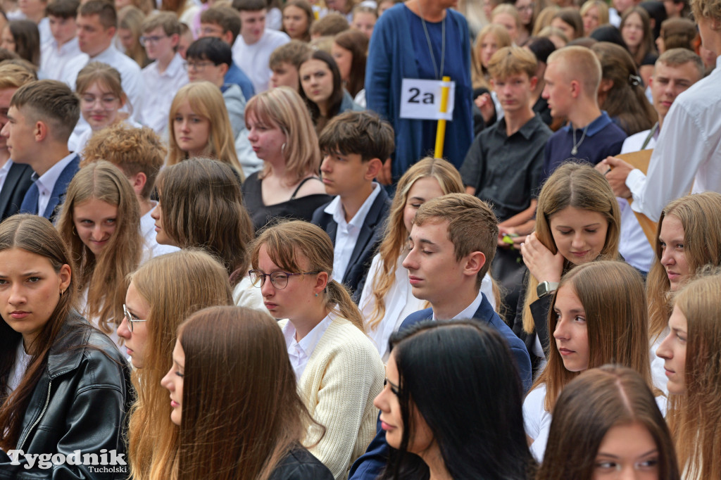 Nowodworek i klasa mundurowa - rok szkolny