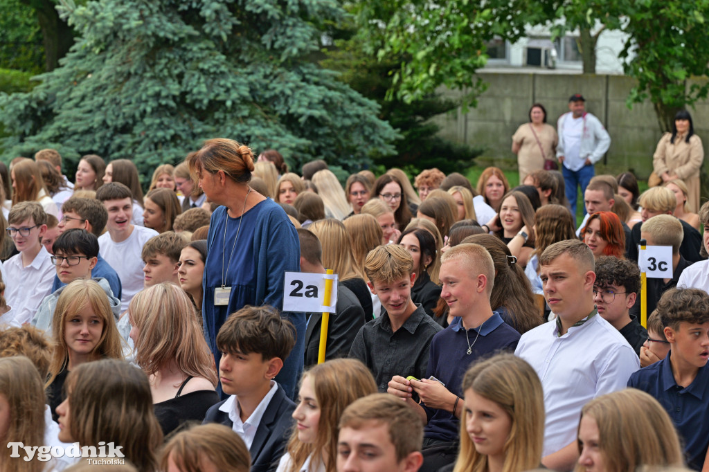 Nowodworek i klasa mundurowa - rok szkolny