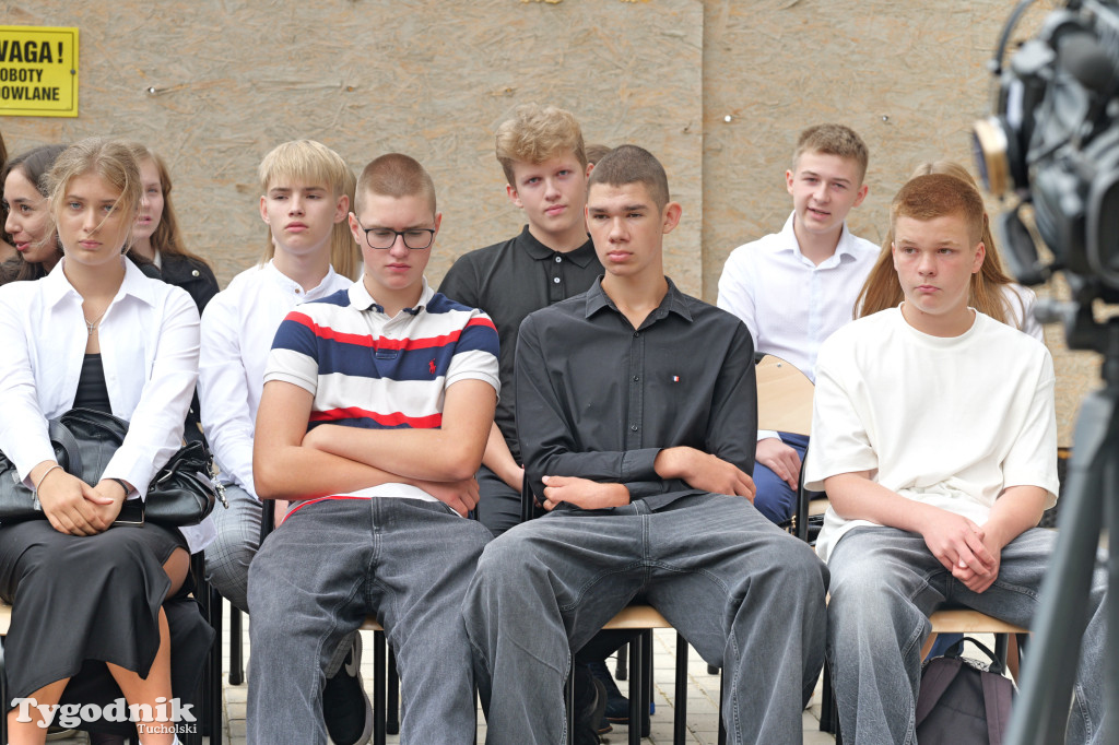 Nowodworek i klasa mundurowa - rok szkolny