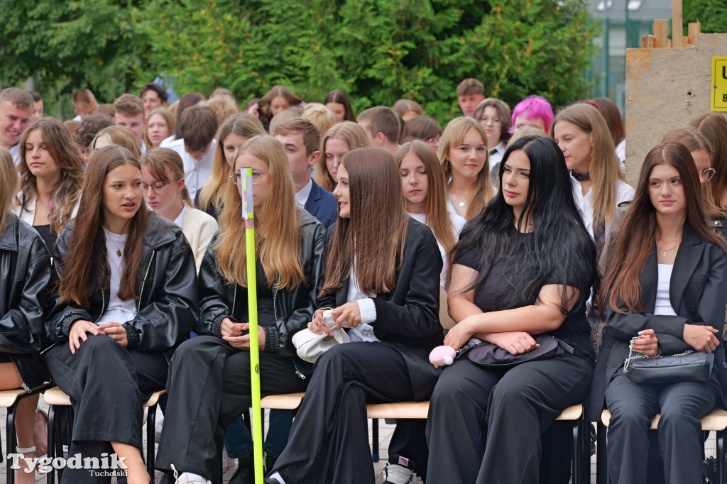 Nowodworek i klasa mundurowa - rok szkolny