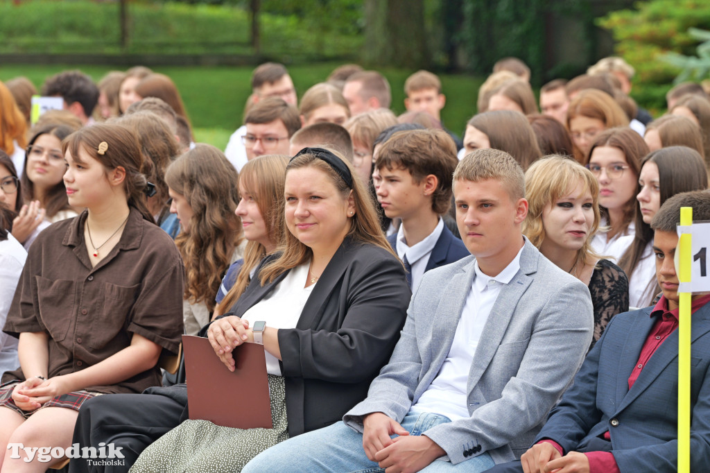 Nowodworek i klasa mundurowa - rok szkolny